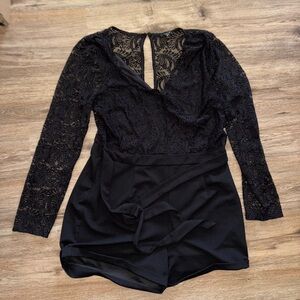 Plus size Black Lace Long Sleeve Romper